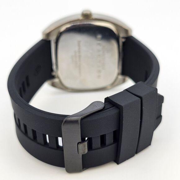 Kenneth Cole Reaction Men's Watch 42mm Black Dial New Plastic Bands New Battery - Picture 9 of 13